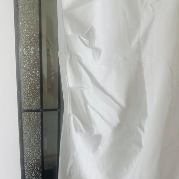 Pin-Up Fashion White Body-Conscious Dress (Size Large) - Picture 2 of 5